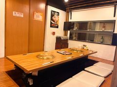 -炼火烤肉店