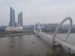 -南京眼步行桥
