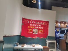 -贵府酸汤牛肉火锅·贵州老字号(飞山街店)