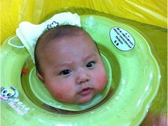 -亲亲天使婴儿游泳馆(堡镇店)