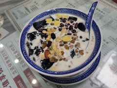 椰汁龟苓膏-恒信牛奶甜品(南京总店)