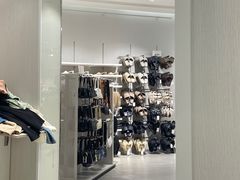 -H&M(天一广场店)