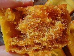 蛋黄肉松小月饼-纯坊佳哥手作(江汉路店)