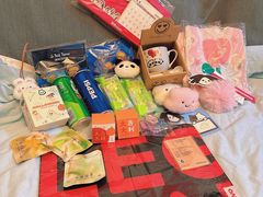 -宝龙城(杭州滨江店)