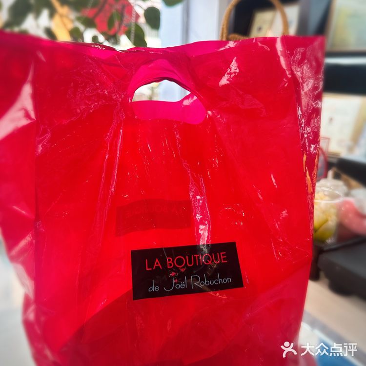 上海特色｜各家老字号的蝴蝶酥大合集‼️自己看着都流口水[糖果]