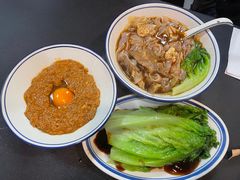 窝蛋免治牛肉饭-左记港食(融科天城店)