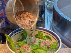 -云阿蛮云南生烫牛肉米线(奉贤路店)