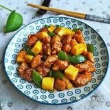 一盘高质量的菠萝咕噜肉  在不加特效的情况下