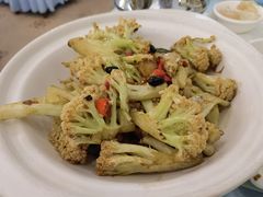 -马尔龙新疆饭店·清真(瑞景店)