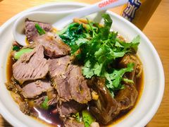 三宝面-长乐川式面馆·现炒浇头(石门二路店)