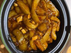 咸鱼鸡粒茄子煲-尚一汤·粤菜海鲜(环球港店)