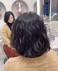 -PE SALON