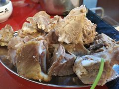-老石黑山羊毛驴肉火锅(金凯广场店)