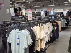 -唯品会(北京国瑞城店)