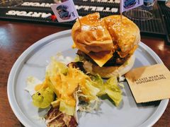 -鲨鱼美式餐厅酒吧Sharky