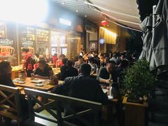 等位区-木屋烧烤(坂田天安云谷店)