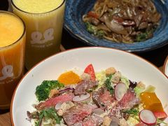 -POKEE VIA&Brunch·维娅(重庆来福士店)