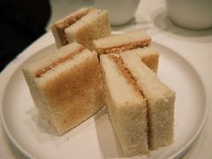-香港ELEMENTS圆方