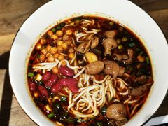 -麻婆婆白家肥肠粉(海岸城店)