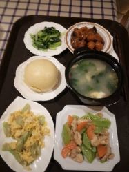 -月之旅·尊 高端月子会所(科馨别墅一店)