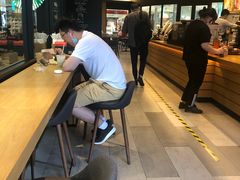-星巴克臻选(华堂·新辰汇店)