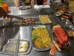 -马路牙子烧烤音乐酒馆(望京店)