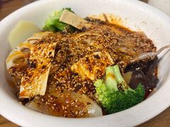 钵钵鸡-艺味深尝(云锦路店)