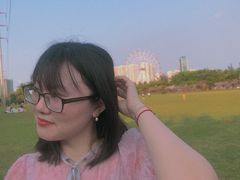 -万绿园