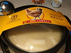 竹笙王猪肚鸡-顺德公广东猪肚鸡·煲仔饭(白石洲店)