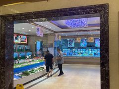 -沪华海鲜大酒楼(南汇店)