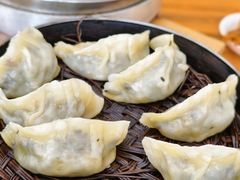 -罗卜李包子羊肉汤