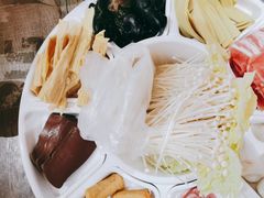 -鸡遇虾煲干锅火锅(小寨金莎店)