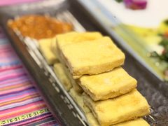 -香巴拉云南餐厅(华莱坞店)