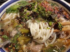 -云阿蛮云南生烫牛肉米线(奉贤路店)