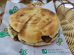 肉夹馍-零玖壹陆汉中小吃