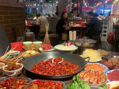-萍姐火锅·公路夜市(武汉首店)