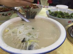 -红色湘菜馆(春风店)