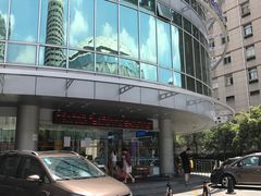 -小海豚国际游泳培训中心(浦东塘桥店)