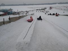 -人民防洪胜利纪念塔