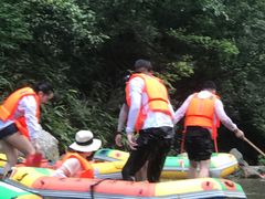 -安吉龙王山峡谷漂流