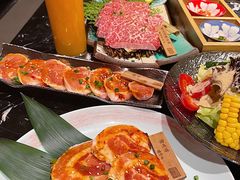 烤猪五花肉-山川小町·极番烧肉(新地假日广场店)