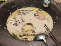 -鲜潭蒸汽石锅鱼(五道口购物中心店)