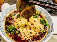 -粉吖吖·邵阳米粉(体育西路店)