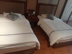 -弘安丽水温泉酒店