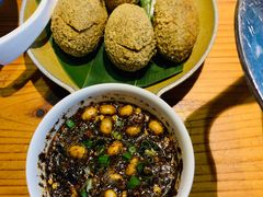 -野山舂·贵州现舂酸汤火锅(鸿通城店)