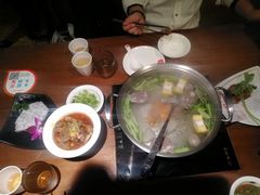 -牛焱·贵州黄牛肉火锅(城西银泰店)