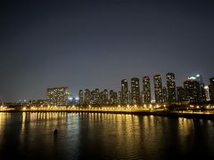 -南京眼步行桥