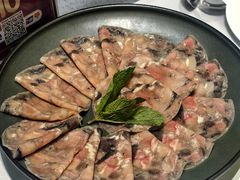 -红鼎豆捞·非遗鲍皇汤火锅(宝丰路店)