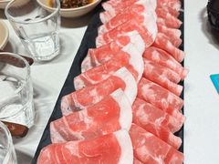 -老牌坊云南鱼豆花火锅(哈西万达店)
