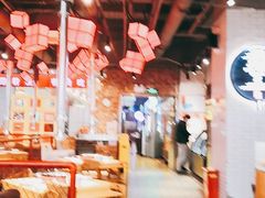 大堂-么肆烤肉·中式自助·烤肉大排档(街道口季佳PAI店)